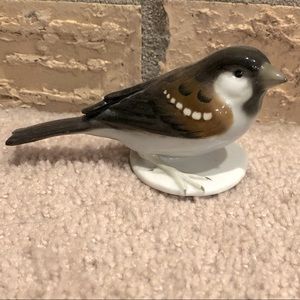 Small ceramic bird